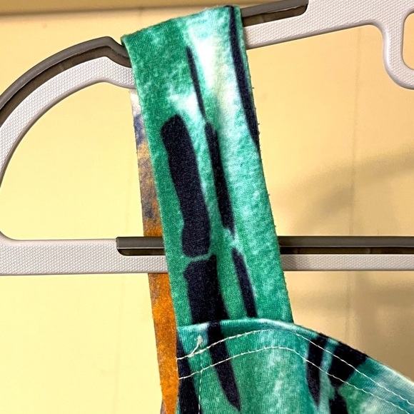 Women vibrant Colorful Jumpsuit. Size XL. Reminds you of the Jungle. - Picture 14 of 14